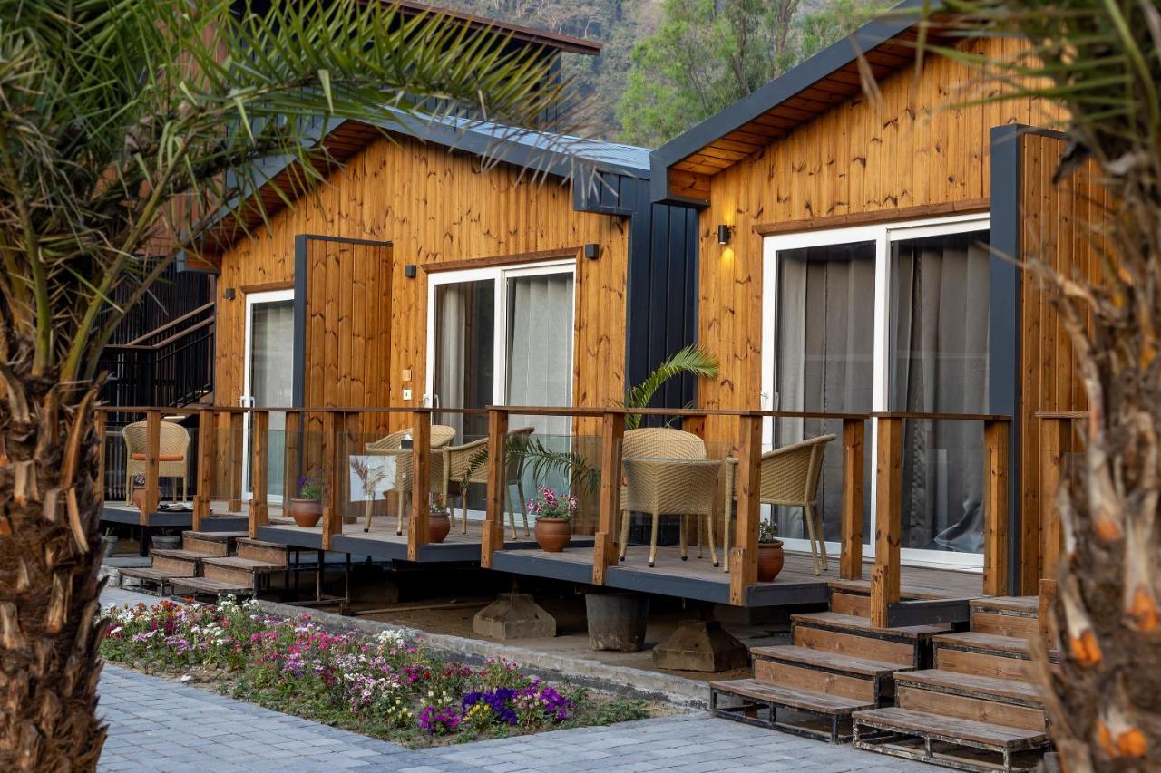 Justa Rasa Retreat & Spa Rishikesh Bijni Exterior photo